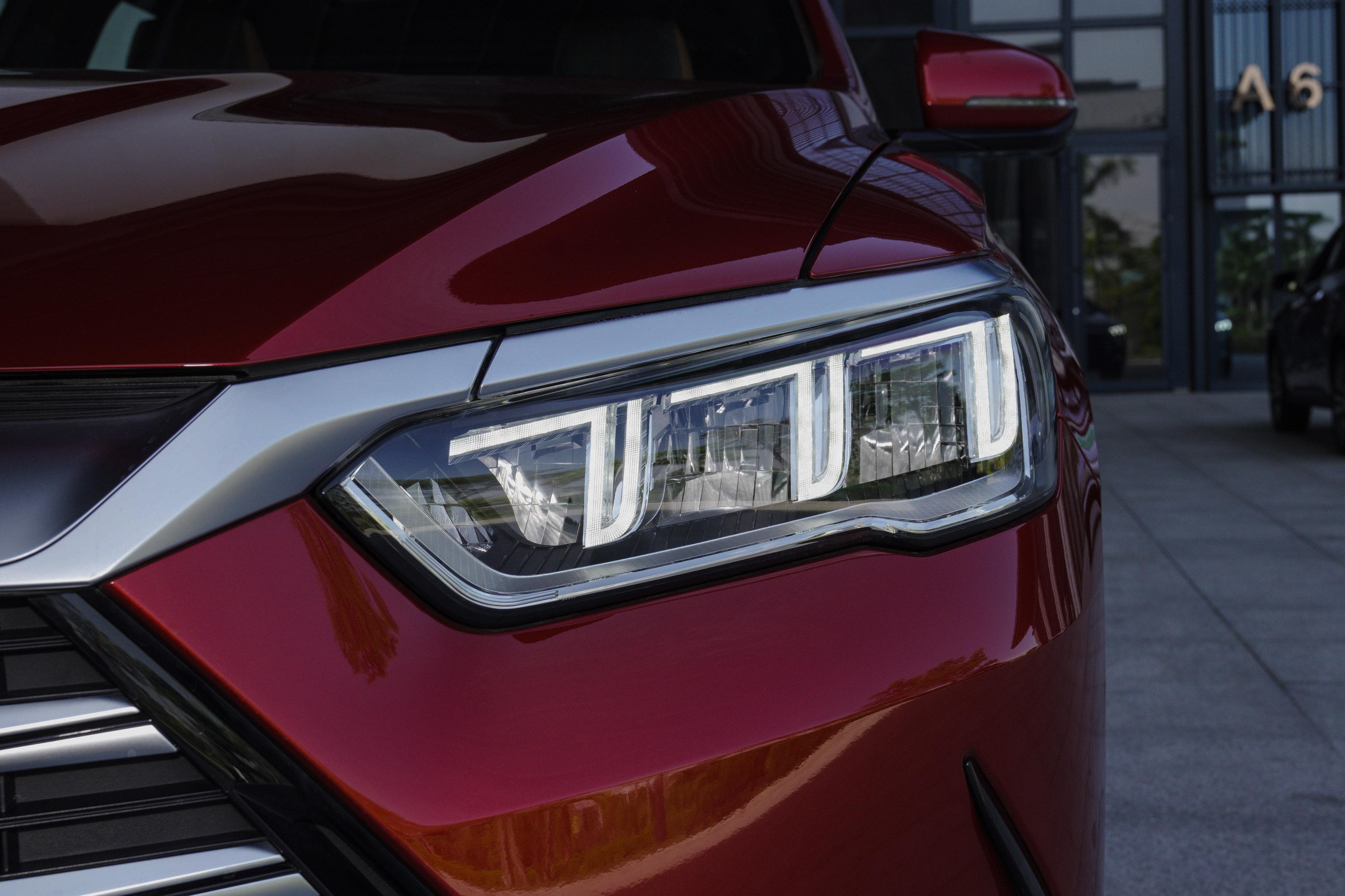 宋新款车型震撼上市,引领潮流,开启驾驶新篇章!