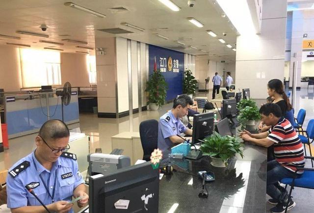 最新交通法规助力构建安全智能交通环境