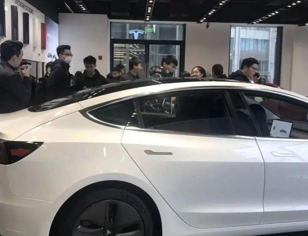 最新交通法规助力构建安全智能交通环境