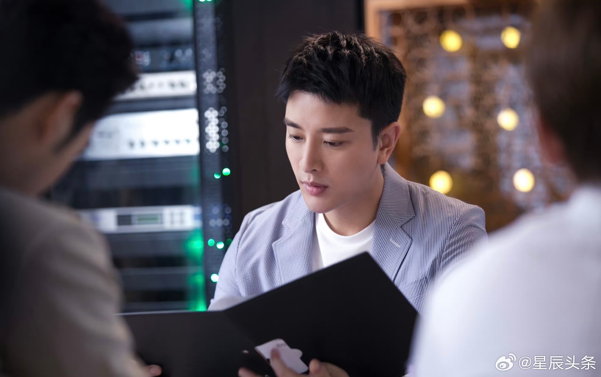 贾乃亮热血演绎最新电视剧,荧屏魅力再现