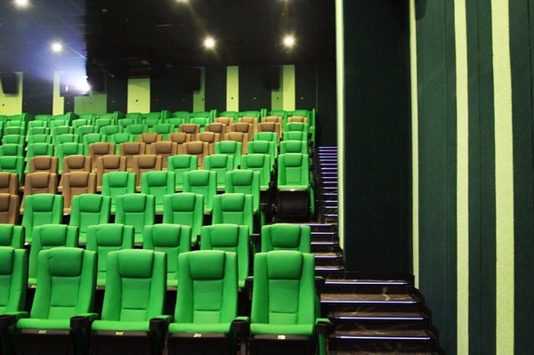 绿岛电影院最新动态,引领观影新潮流,打造沉浸式体验